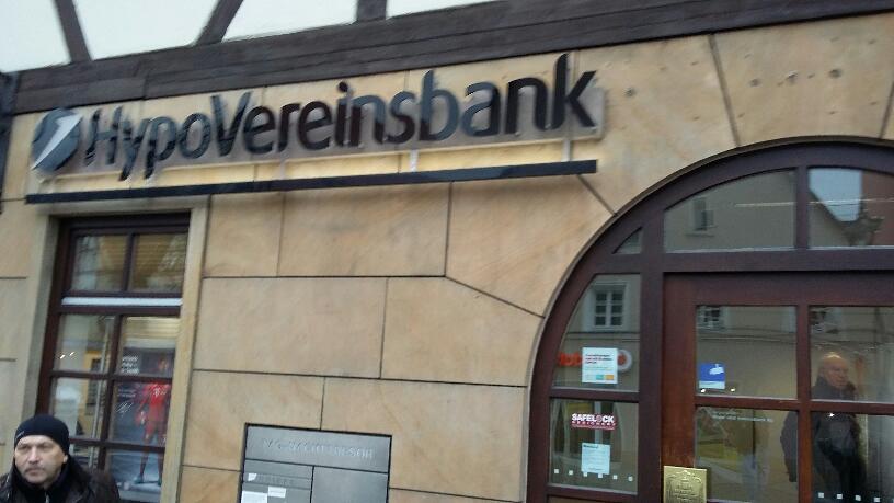 Bild 1 HypoVereinsbank UniCredit Bank AG in Feucht