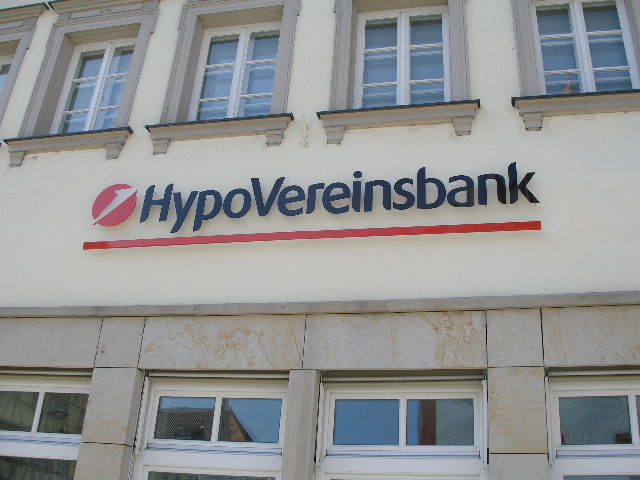 Bild 1 HypoVereinsbank UniCredit Bank AG in Haßfurt