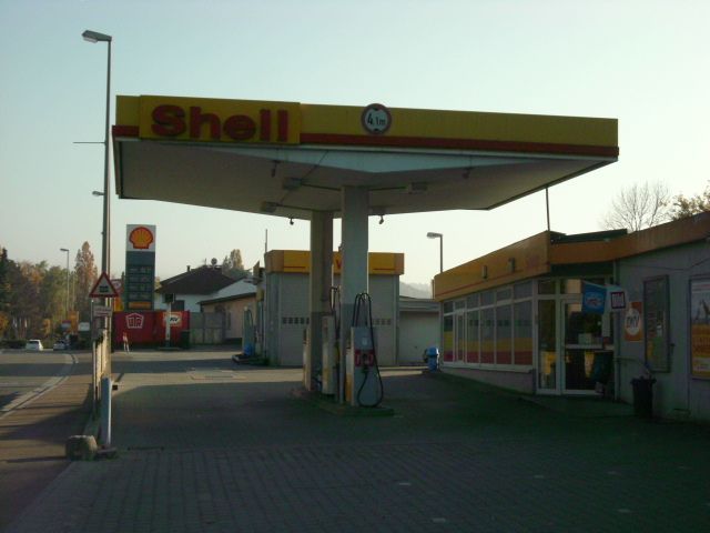 Shell - Tankstelle