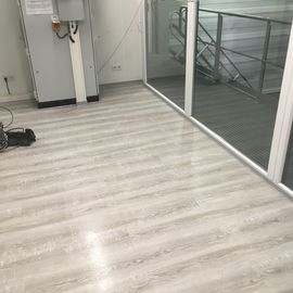 Bürobereich / Fußbodengestaltung mit Designboden