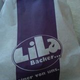 Lila Bäcker - Unser Heimatbäcker -- in Gägelow