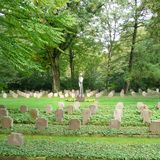 Kriegsgräber auf dem Städt. Friedhof in Duisburg