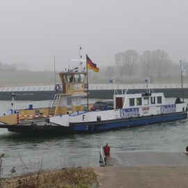 Rheinfähre Walsum-Orsoy in Duisburg
