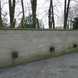 Gefallenendenkmal in Rheinberg