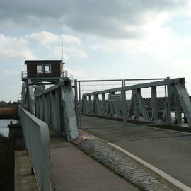 .. de alte Br&uuml;cke ist abgespert