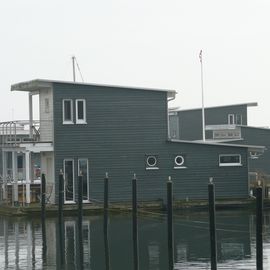 Februar 2016... schwimmende Ferienh&auml;user