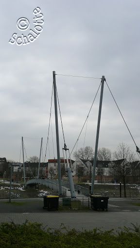 Fußgängerbrücke "Buckelbrücke"