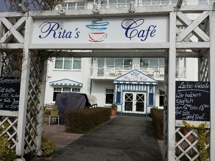 Rita's Café