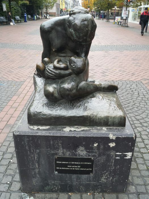 Skulptur Mutter und Kind