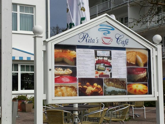 Rita's Café