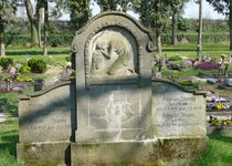 Bild zu Friedhof Moers Meerbeck