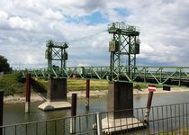 Bild zu Hubbrücke über den Rheinpreußenhafen