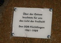 Bild zu Gedenkstein für die DDR-Flüchtlinge