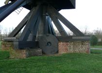 Bild zu Kastenbock Windmühle Tönisberg
