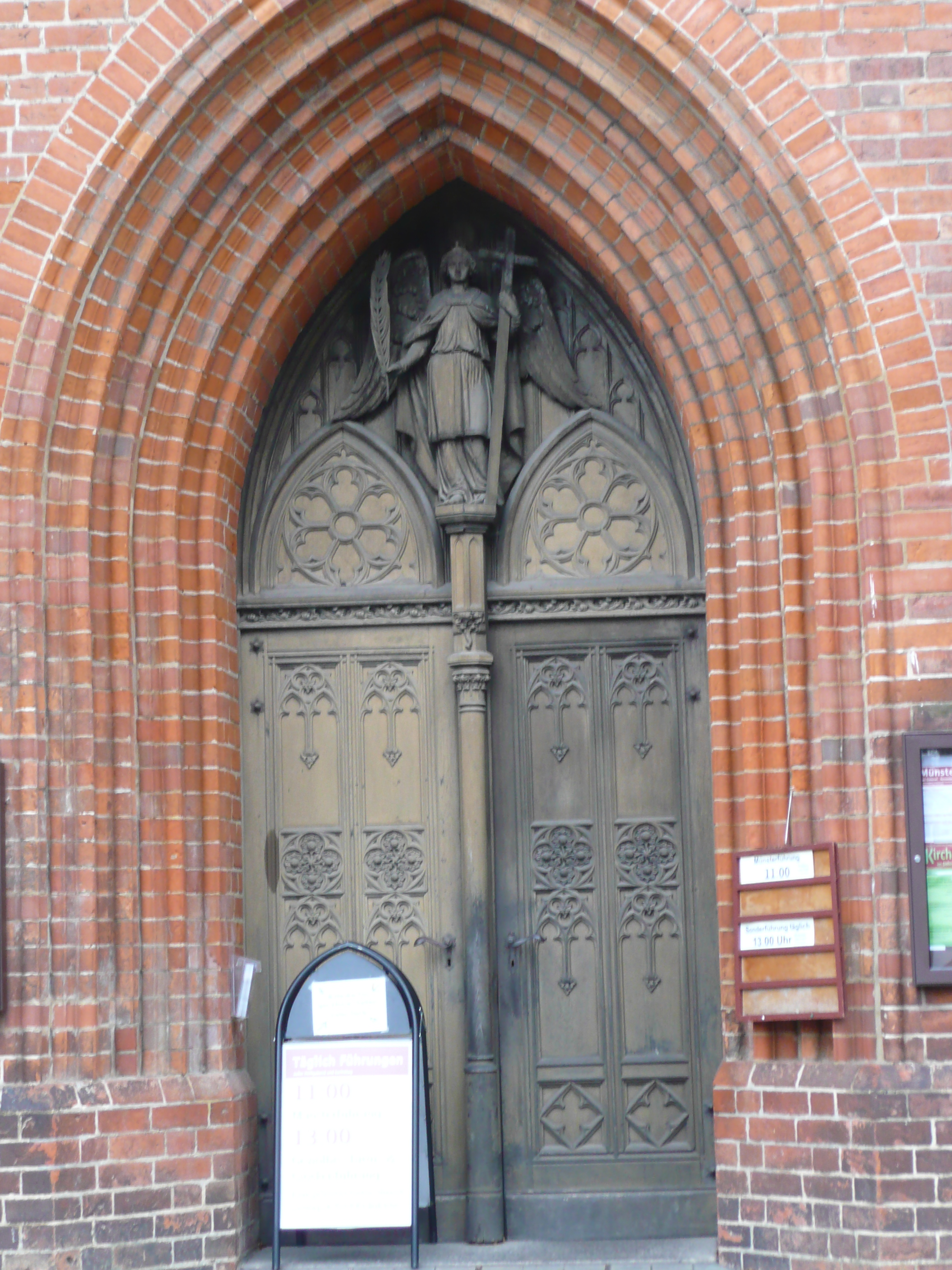 Bild 23 Ev.-luth. Kirchengemeinde Bad Doberan Ev.-Luth. Landeskirche Mecklenburgs Münster und Pfarramt in Bad Doberan