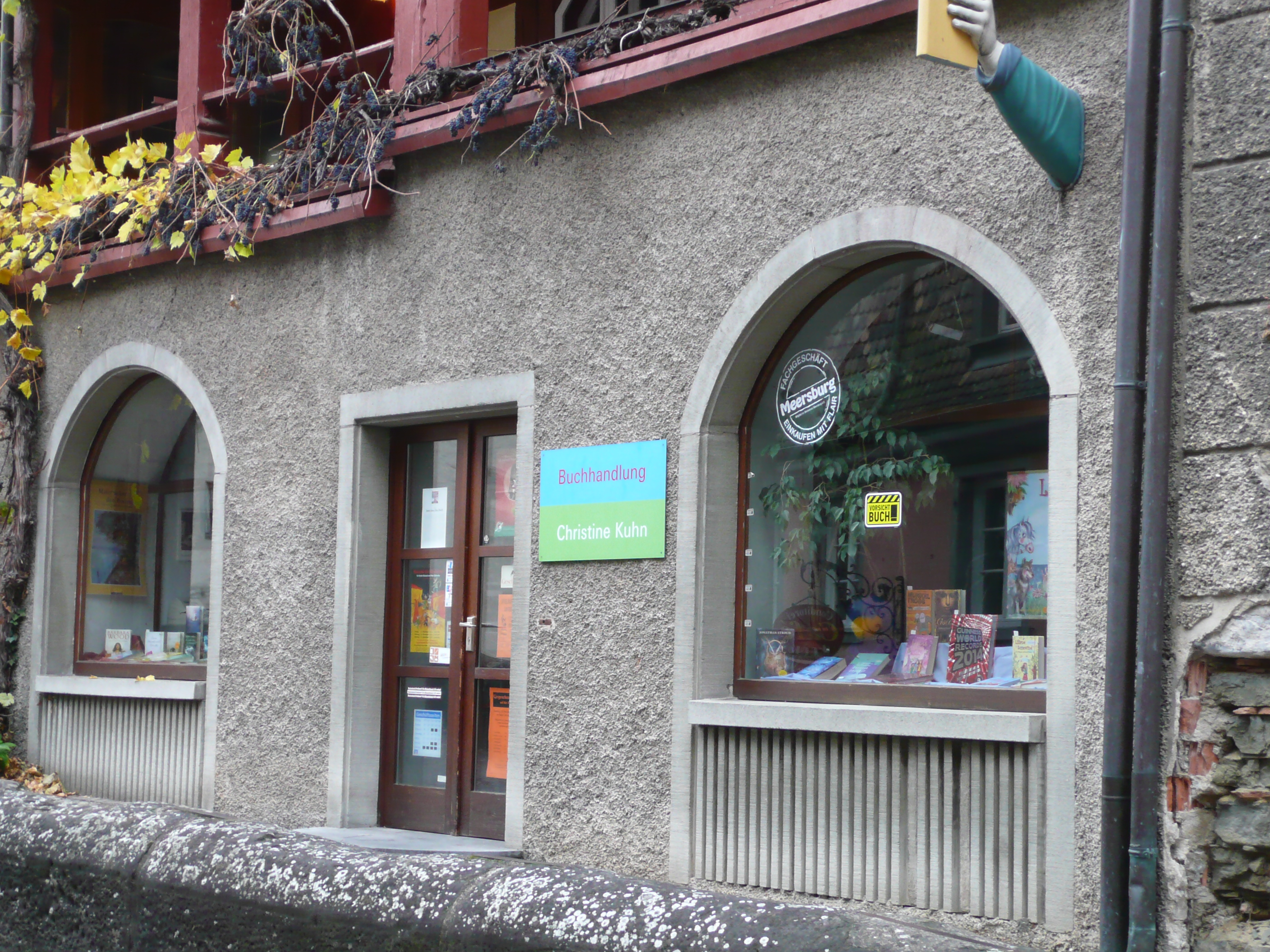 Bild 1 Linzgau-Buchhandlung in Meersburg