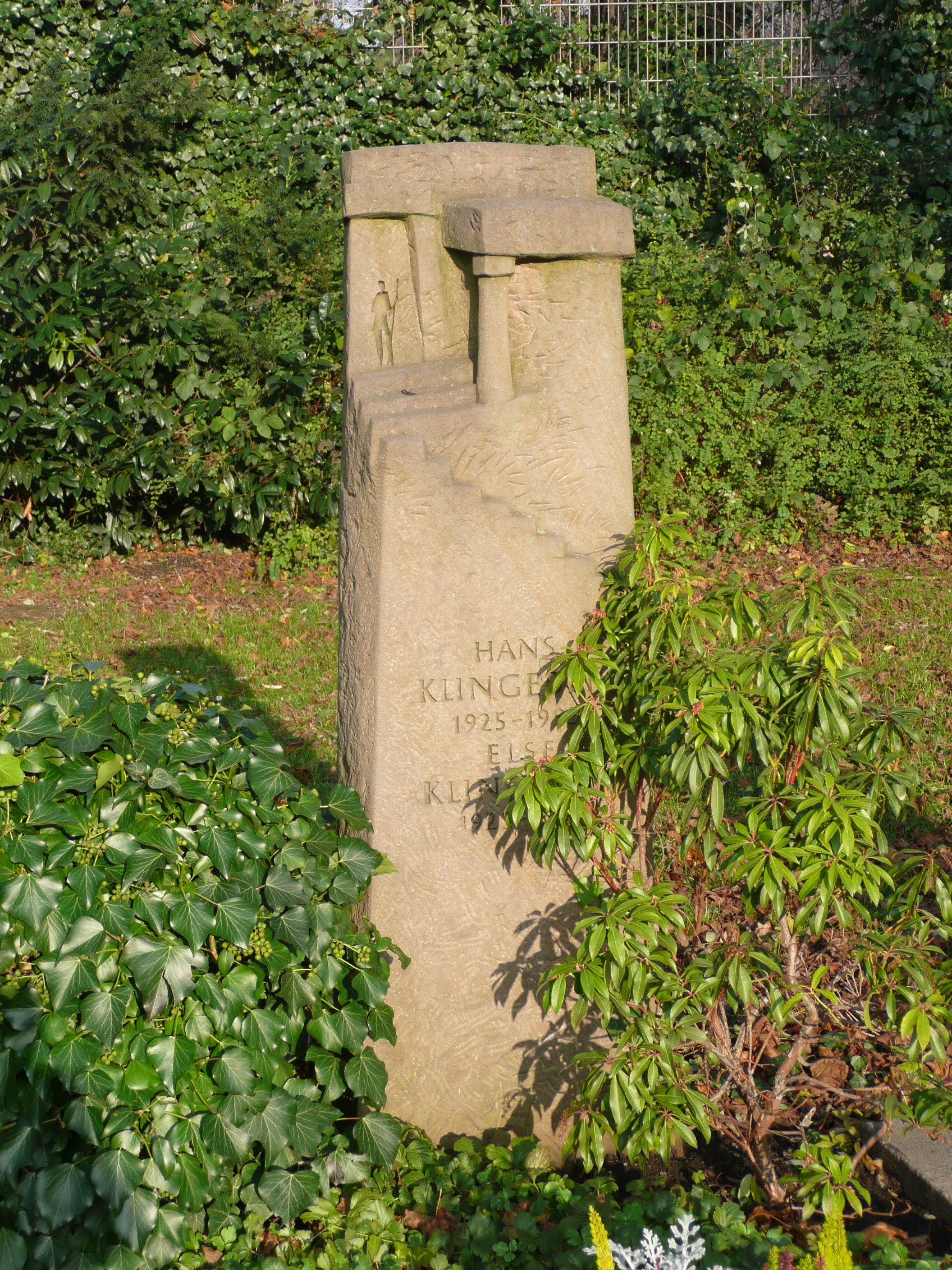 Bild 13 Städt. Friedhof in Duisburg