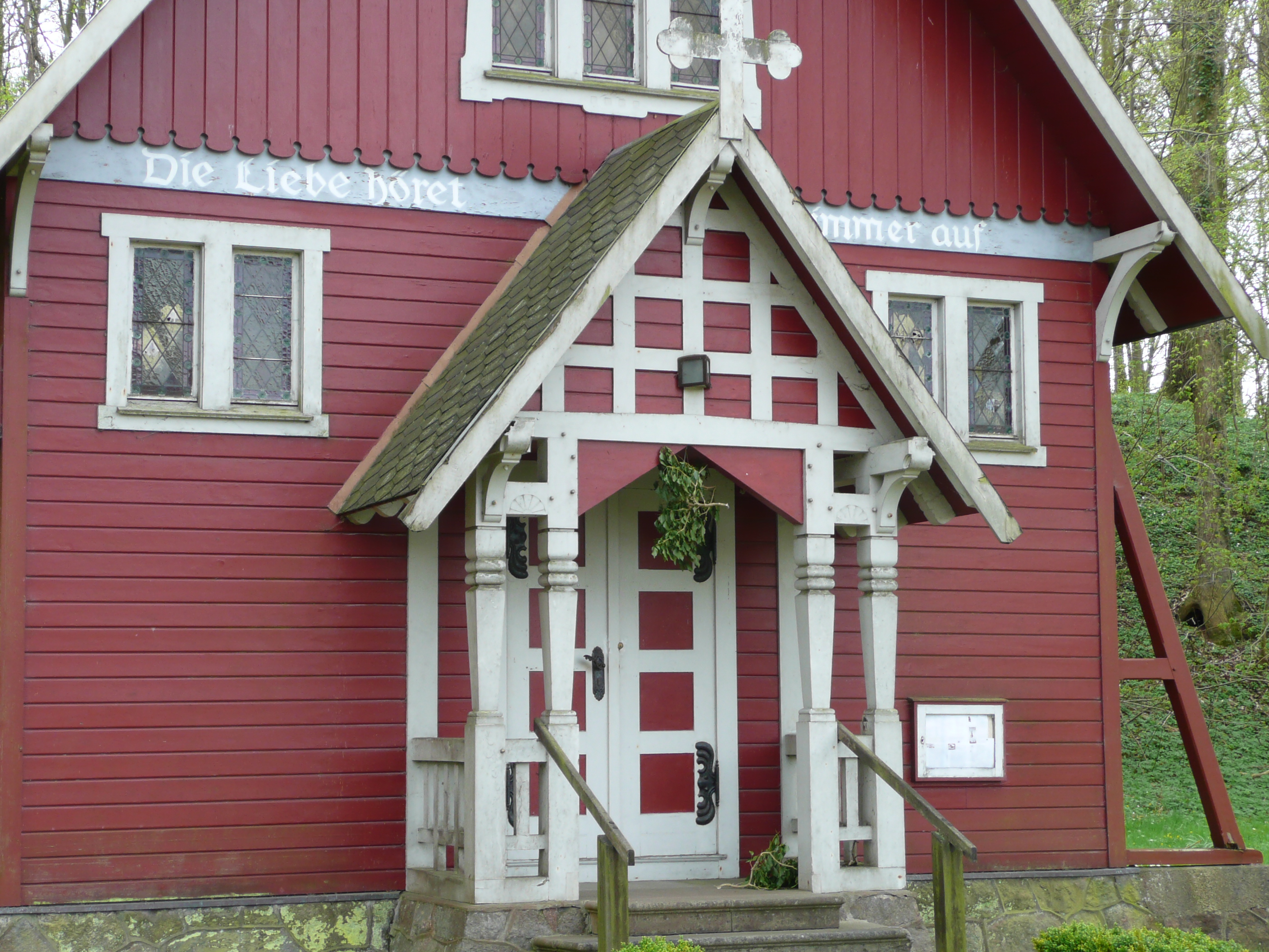 Bild 3 evangelische Kirche Schwedische Holz-Kirche in Ralswiek
