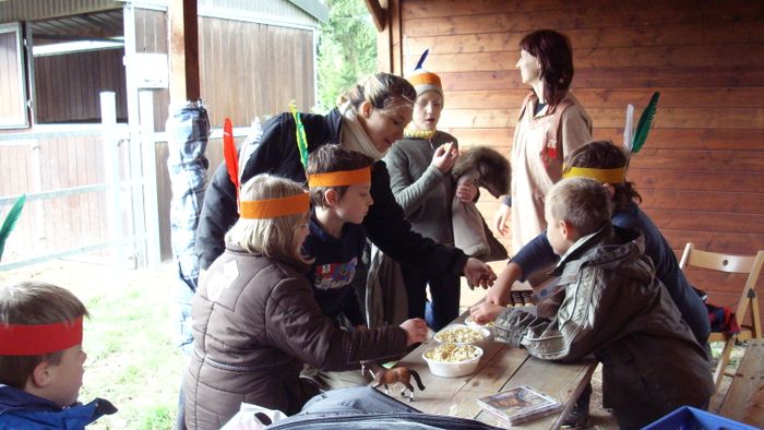 Bei den benachbarten Stoppelhoppsern finden immer wieder interessante Aktionen auf dem Ponyhof statt.