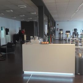 Unser EMS &amp; Power Plate &amp; Cardio Studio