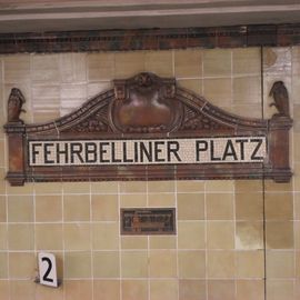 U-Bahnhof Fehrbelliner Platz in Berlin
