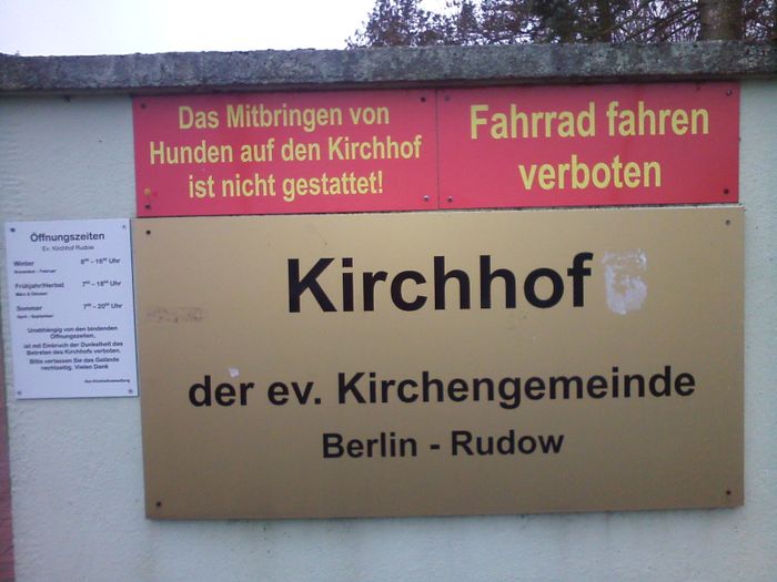 Nutzerbilder Ev. Kirchhof Berlin-Rudow