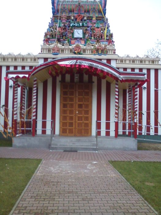 Sri Mayurapathy Murugan Tempel Berlin / Berlin Hindu Mahasabhai e.V.