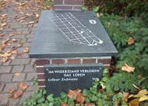 Bild zu Tempelhofer Parkfriedhof