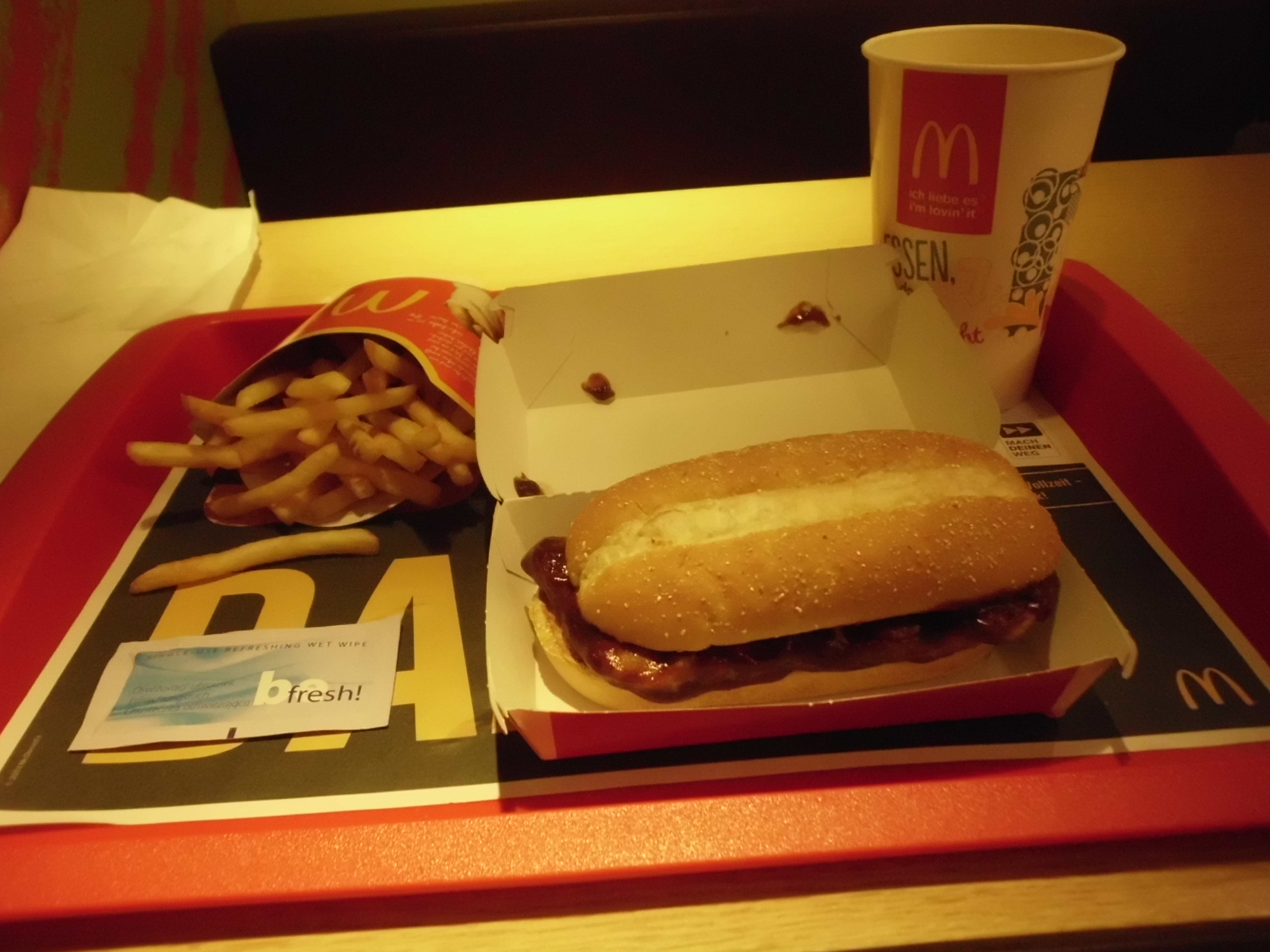 Mein McRib mit Fanta ohne Eis