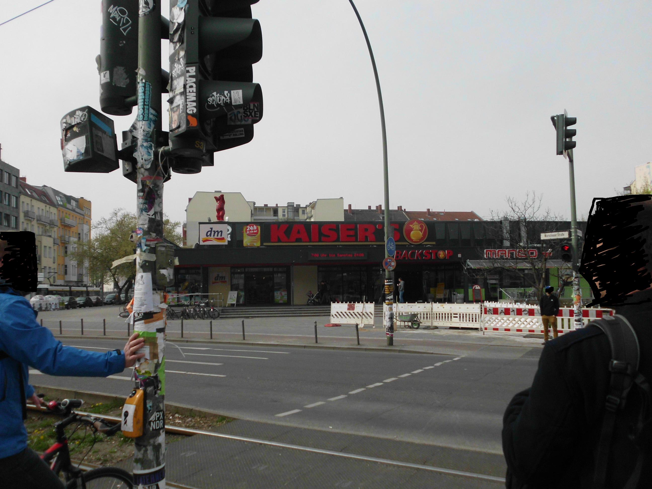 Bild 1 REWE in Berlin