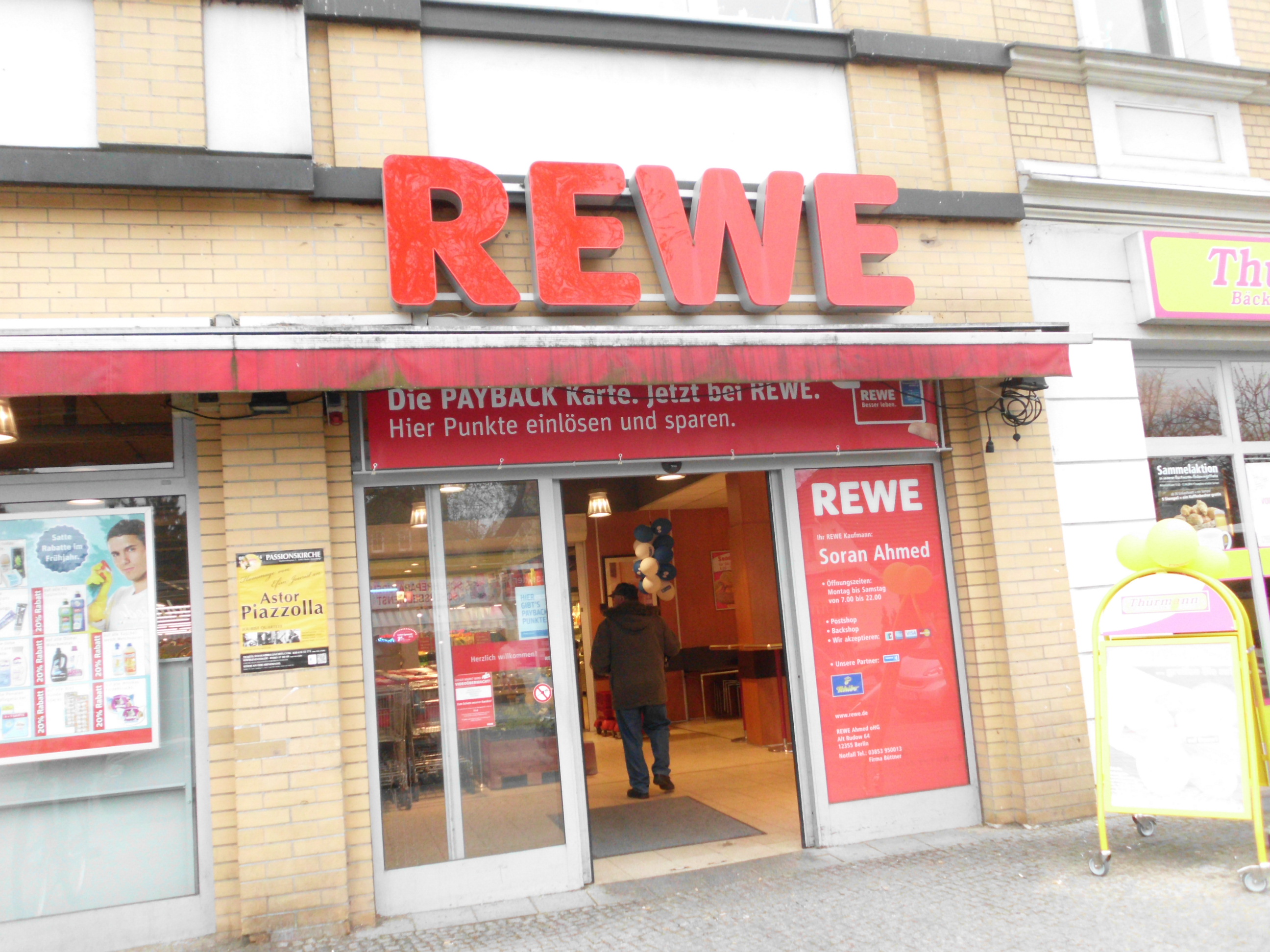 Bild 3 REWE in Berlin