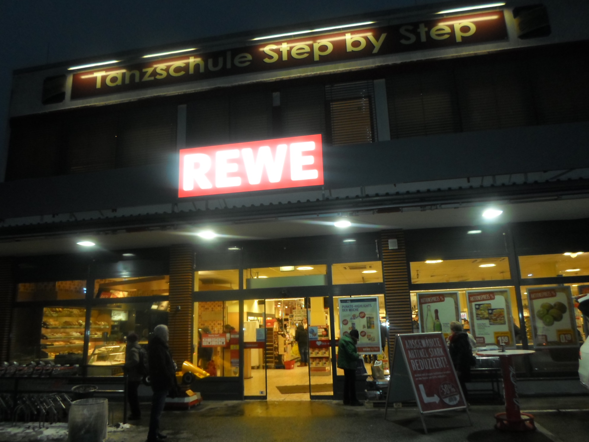 Bild 3 REWE in Berlin