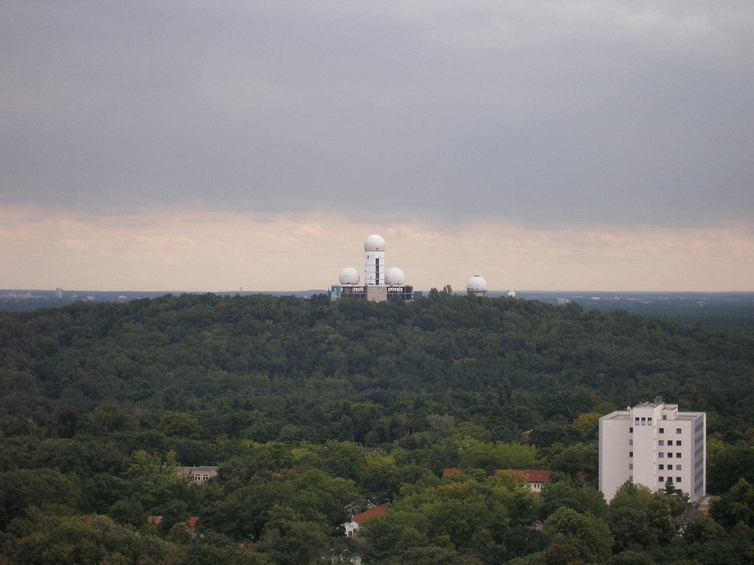 Bild 21 Oylmpia-Glockenturm in Berlin