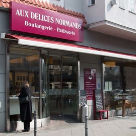 Boulangerie Pâtisserie "Aux Délices Normands" - Bäckerei, Café, Catering, Französische Feinkost und Weine, Konditorei in Wilmersdorf Stadt Berlin