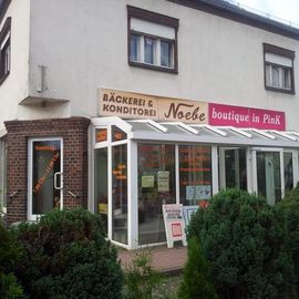 2 x Noebe - Bäckerei + Boutique in Pink