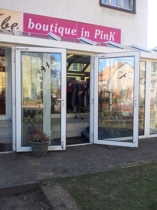 Boutique in Pink - Peggy Noebe