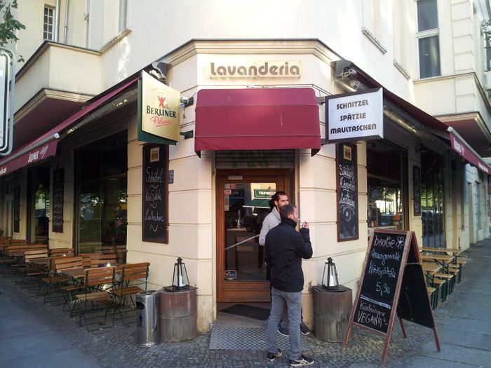 Lavanderia - Café mit Waschsalon