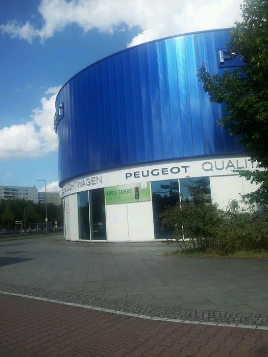 PSA Retail Gebrauchtwagenzentrum Berlin Marzahn