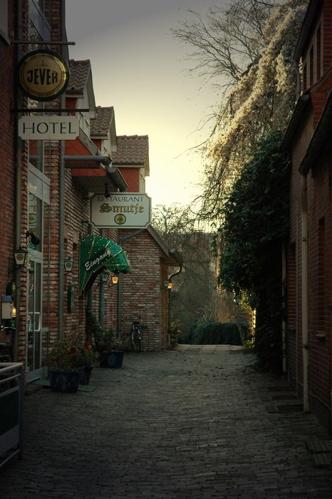 Norden, Gasse, Restaurant