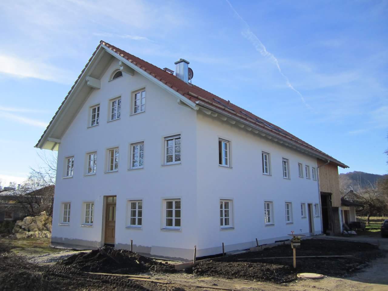 Neubau Dreifamilienhaus