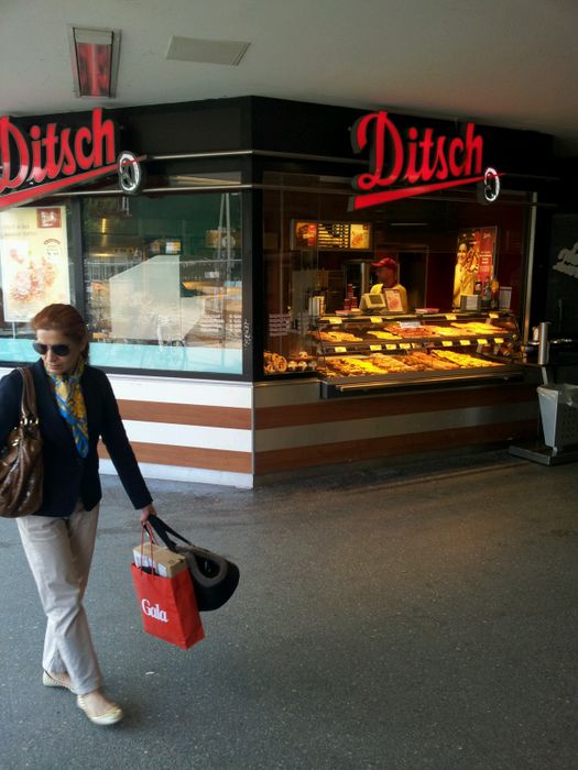 Nutzerbilder Brezelbäckerei Ditsch - U-Bahnhof Hoheluftbrücke