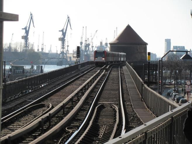 Nutzerbilder Hamburger Hochbahn AG