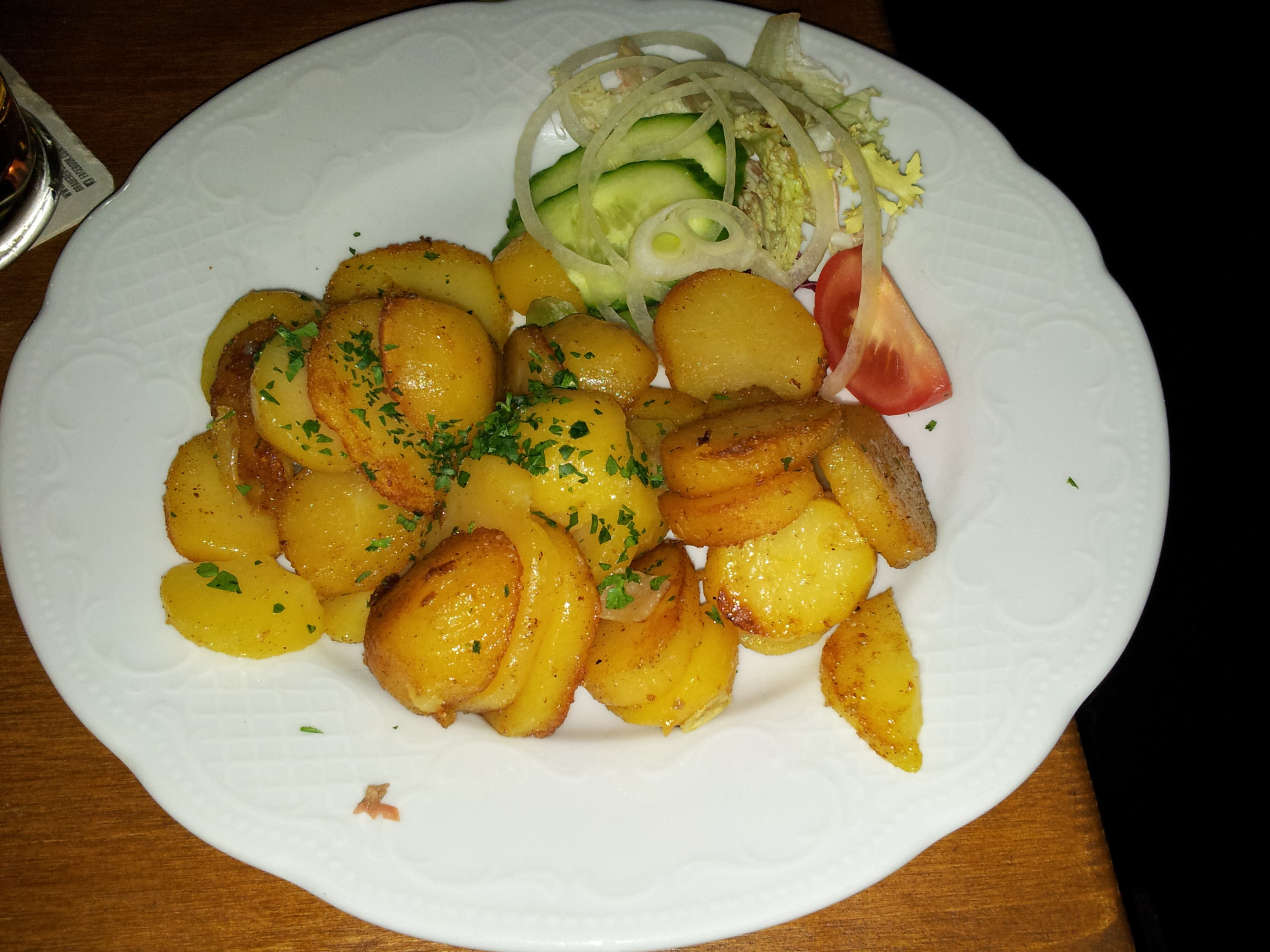 Bratkartoffeln (4,80.- €)