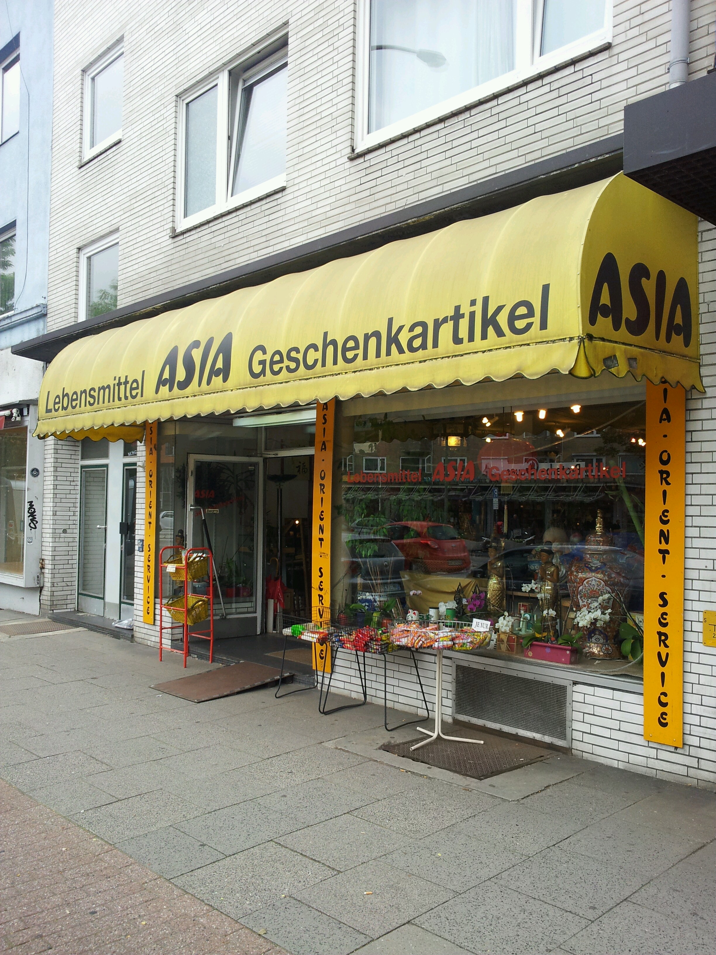 Bild 1 Asia Orient Service Necitas Abella in Hamburg