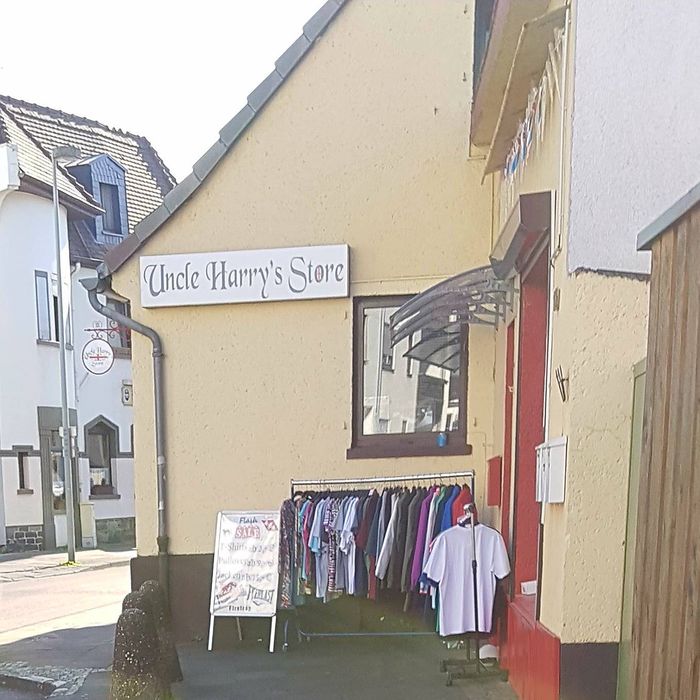Uncle Harry's Store