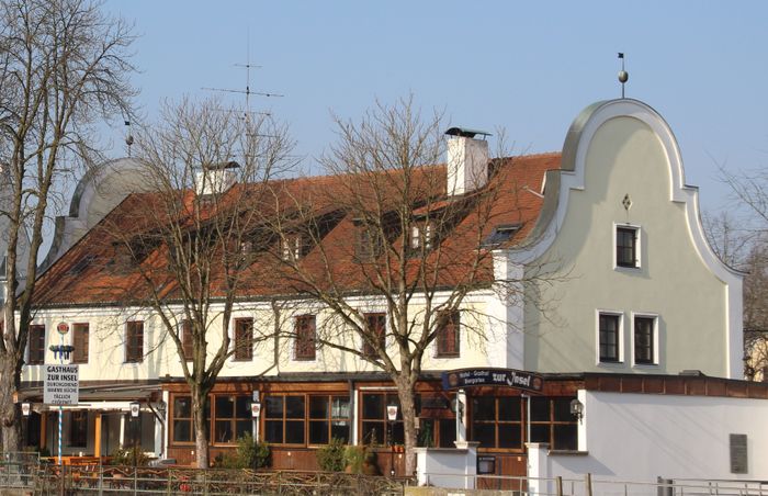 Gasthof zur Insel im Spätherbst