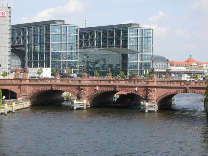 Nutzerbilder Bundespolizeiinspektion Berlin-Hauptbahnhof