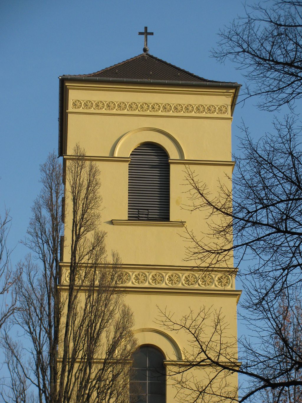 Nutzerfoto 12 Ev. Kirchengemeinde Charlottenburg