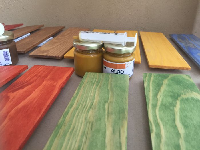 Musteranfertigung farbige Holzöle
