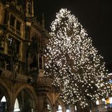 Christkindlmarkt am Marienplatz in München